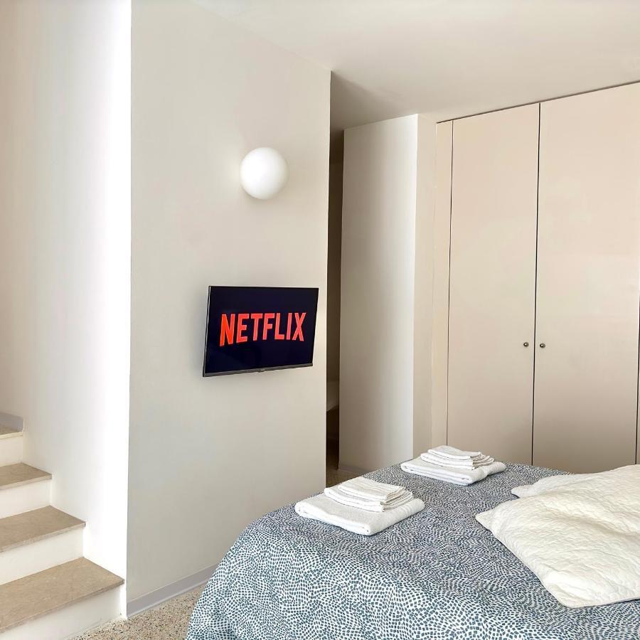 Minimal Apartment Navigli มิลาน ภายนอก รูปภาพ